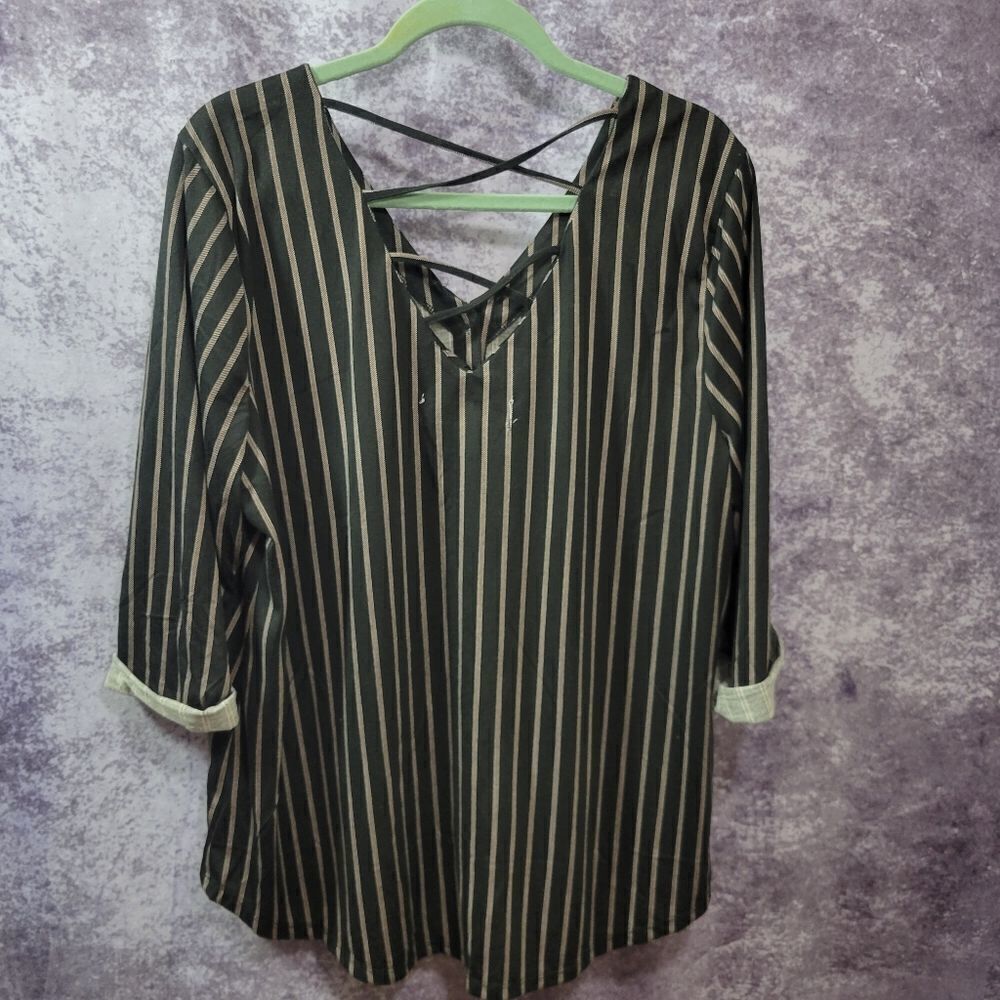 Womens Button Down Tunic‎ - Picture 7 of 11
